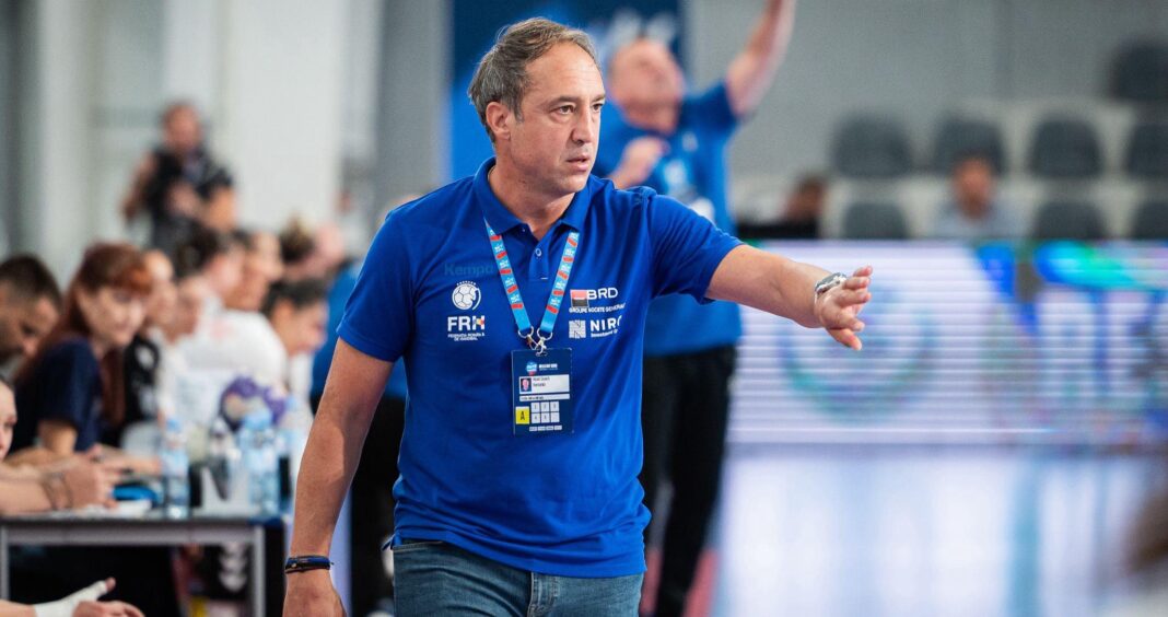 Ovidiu Mihăilă este noul selecționer al echipei naționale de handbal feminin